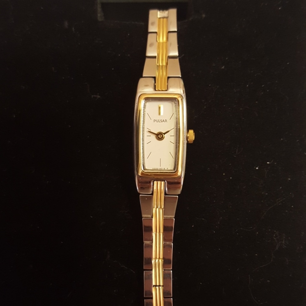 Pulsar Watch